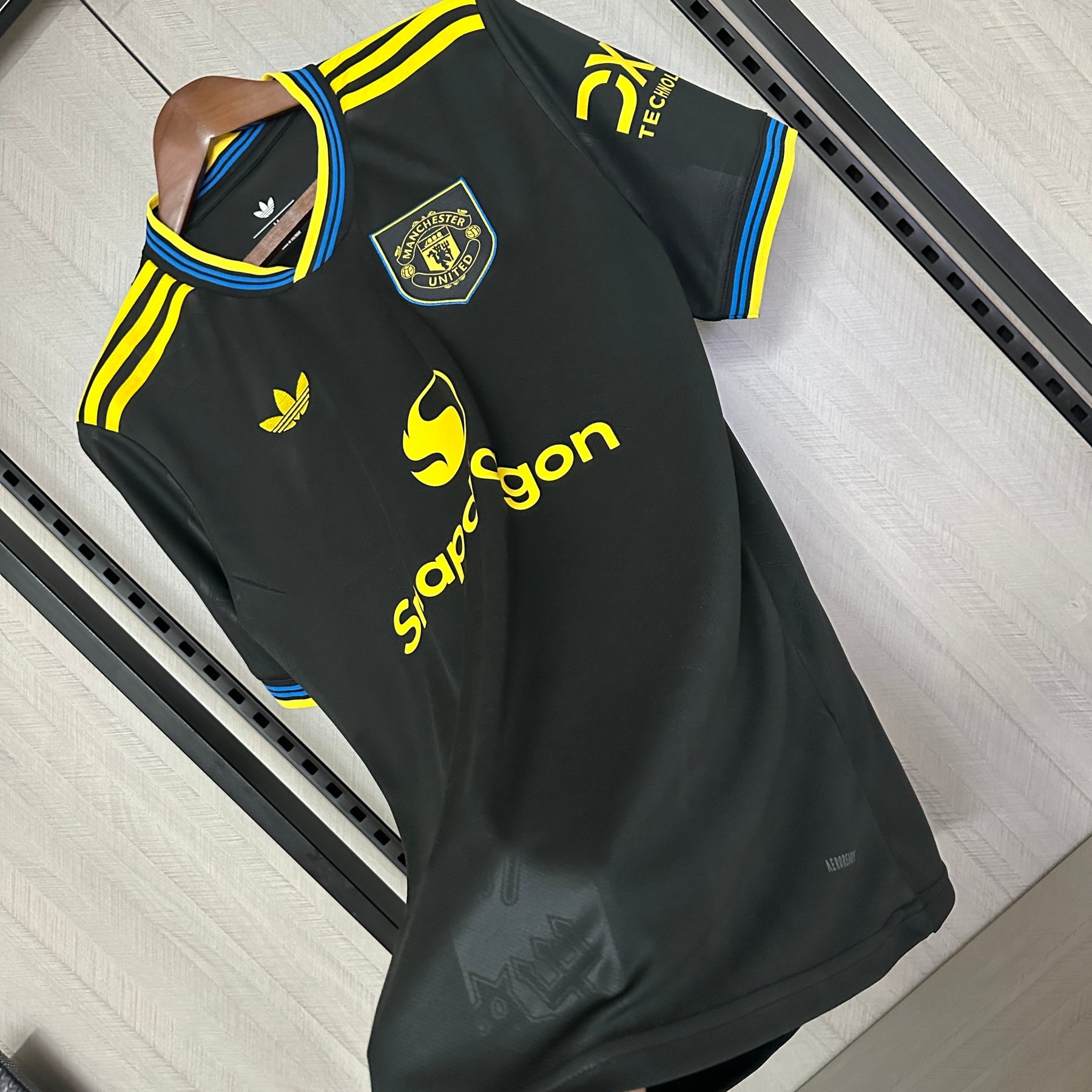 Camisa Home Manchester United lll 25/26 Torcedor Adidas Masculina - Preto