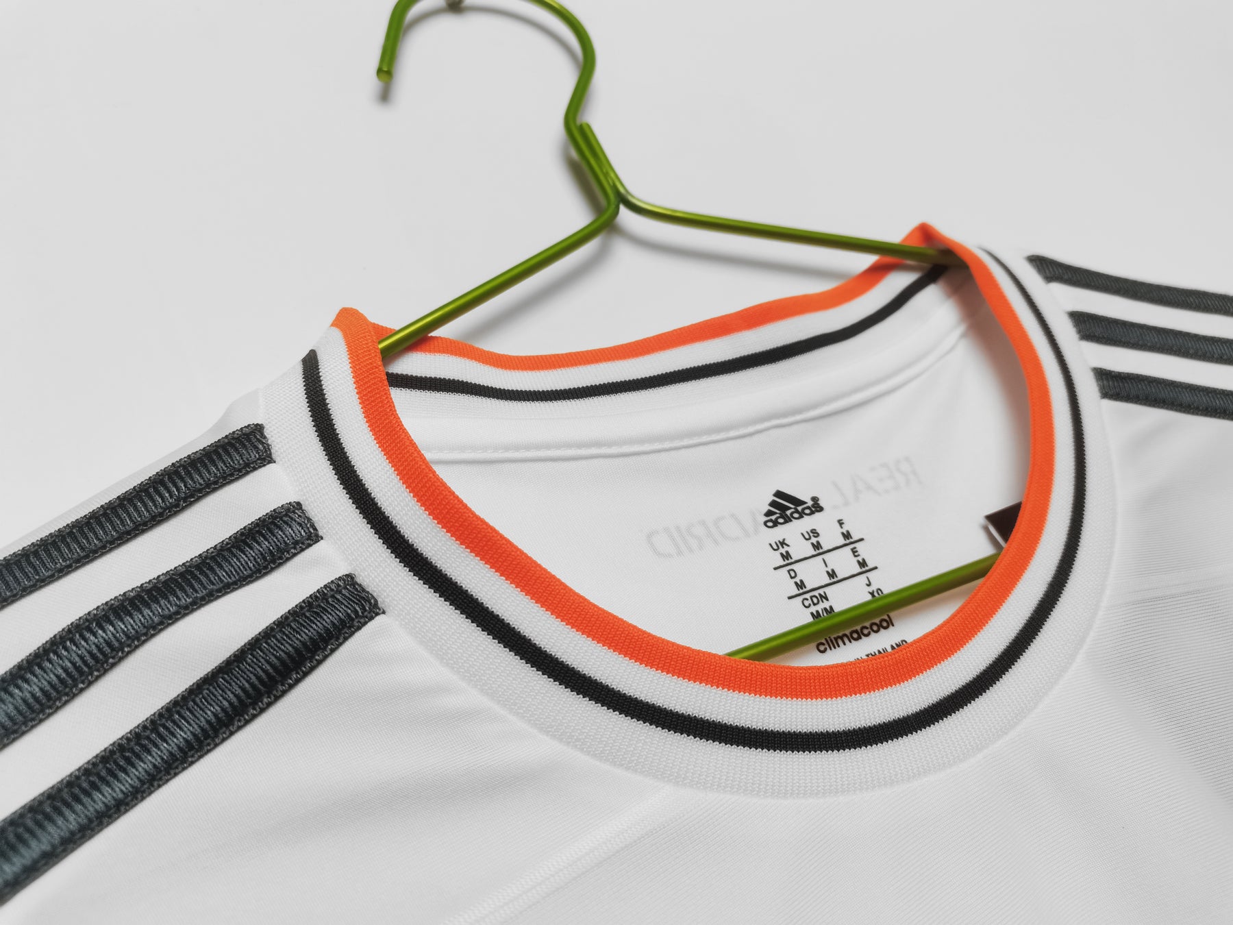 Camisa Real Madrid 2013/14 - Versão Retrô Masculina - Branca