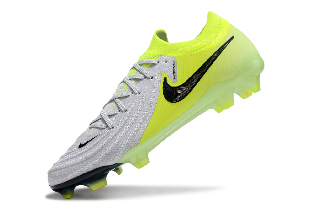 Chuteira Nike Phantom Luna Elite NU FG