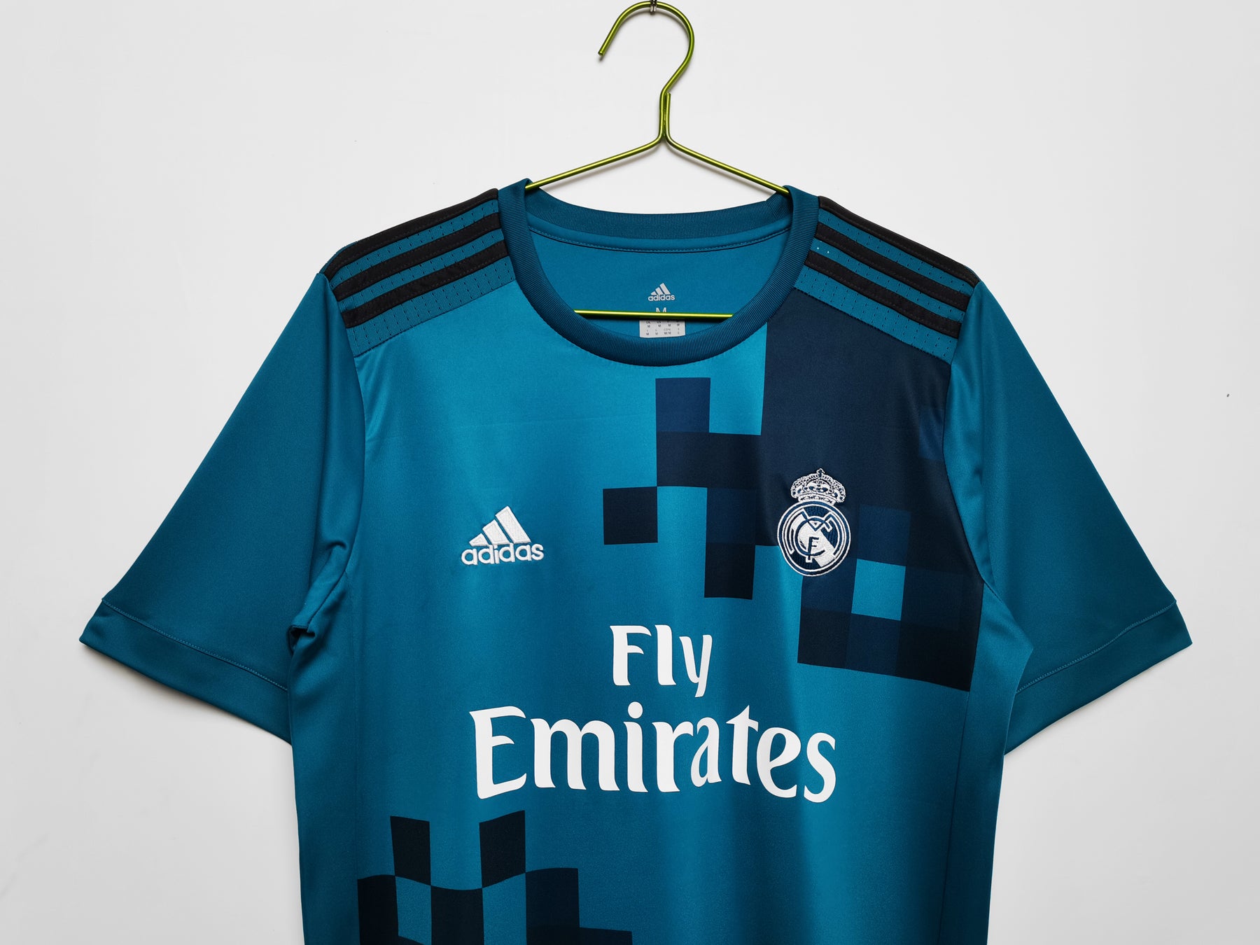 Camisa Real Madrid 2017/18 - Versão Retrô Masculino - Azul