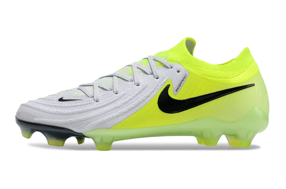 Chuteira Nike Phantom Luna Elite NU FG