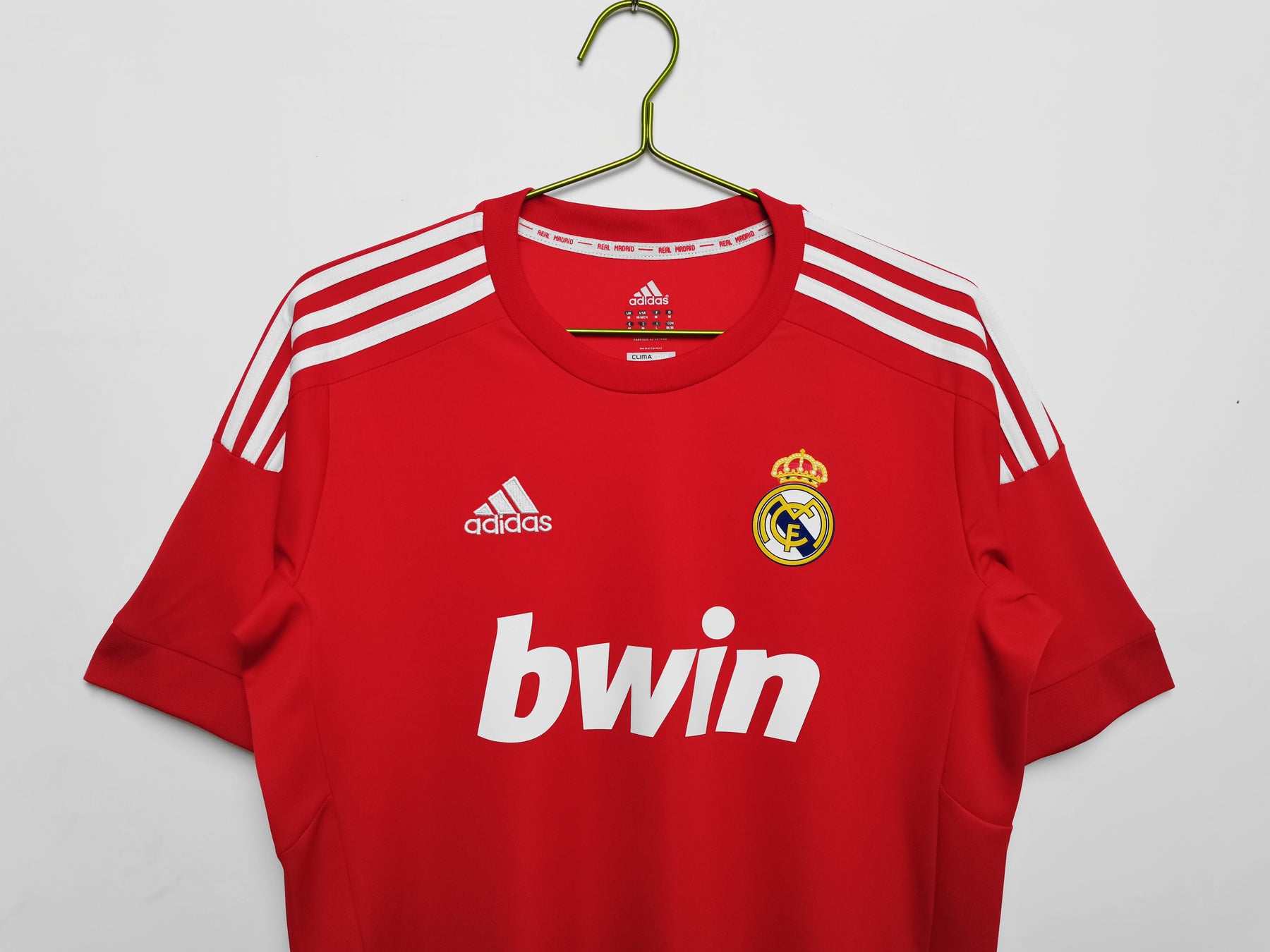 Camisa Real Madrid 2011/12- Versão Retrô Masculino - Vermelha