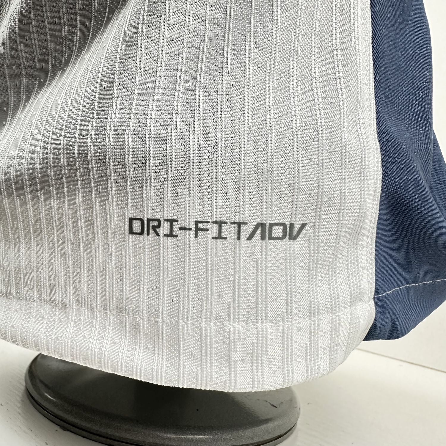Camisa Inter de Milão II 24/25 - Jogador Nike masculina - Branca com detalhes em azul