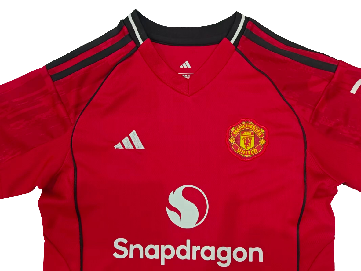 Kit Infantil Manchester United l 2025/26 - Torcedor - Vermelha