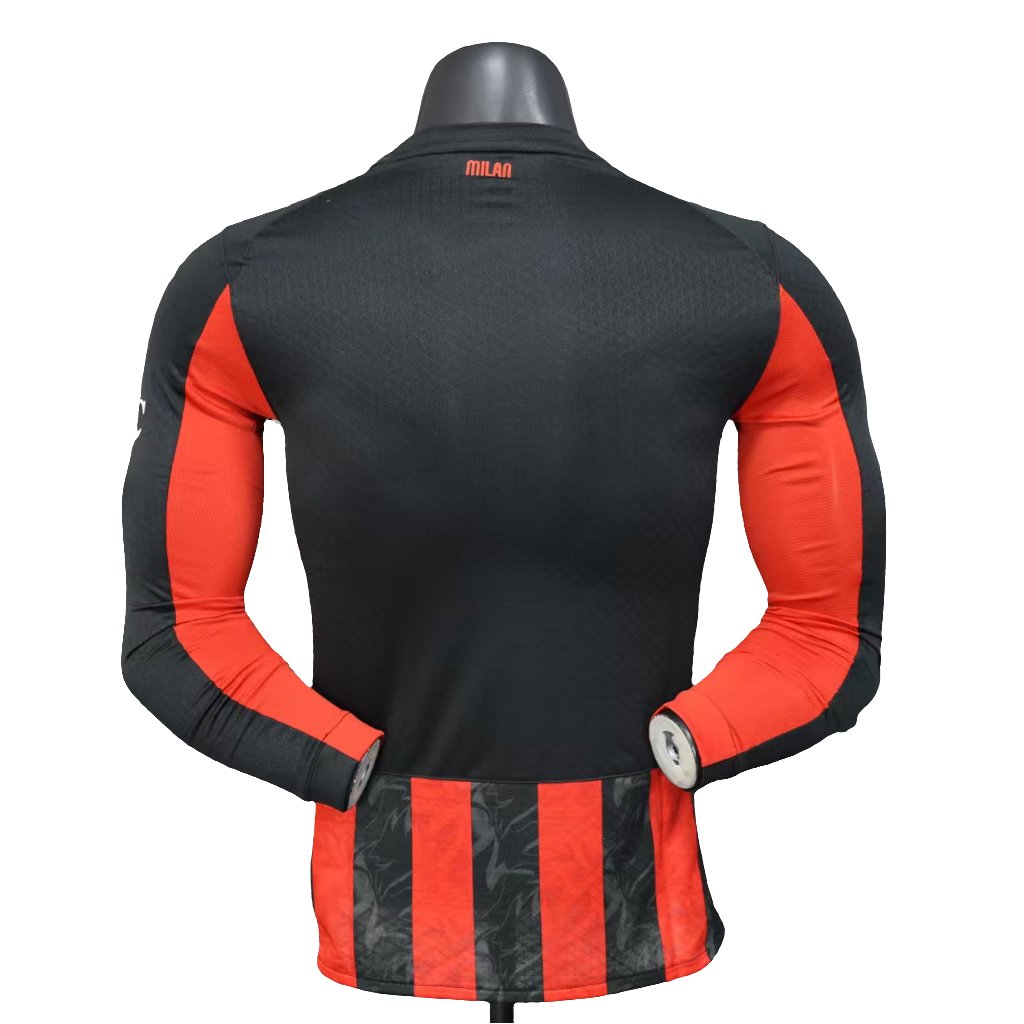Camisa Milan 25/26 Manga Longa - Versão Jogador Puma Masculina - Vermelha e Preta