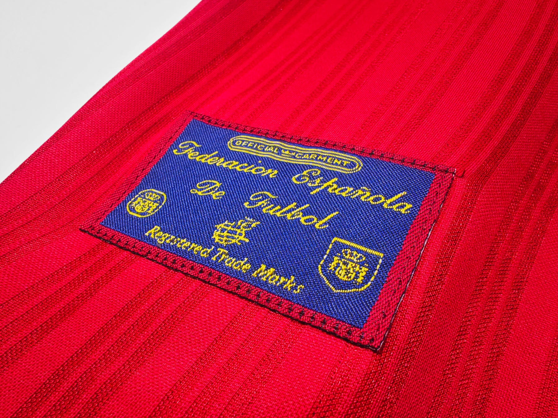 Camisa Seleção Espanha Home 1996/97 - Versão Retrô - Vermelha - Masculina