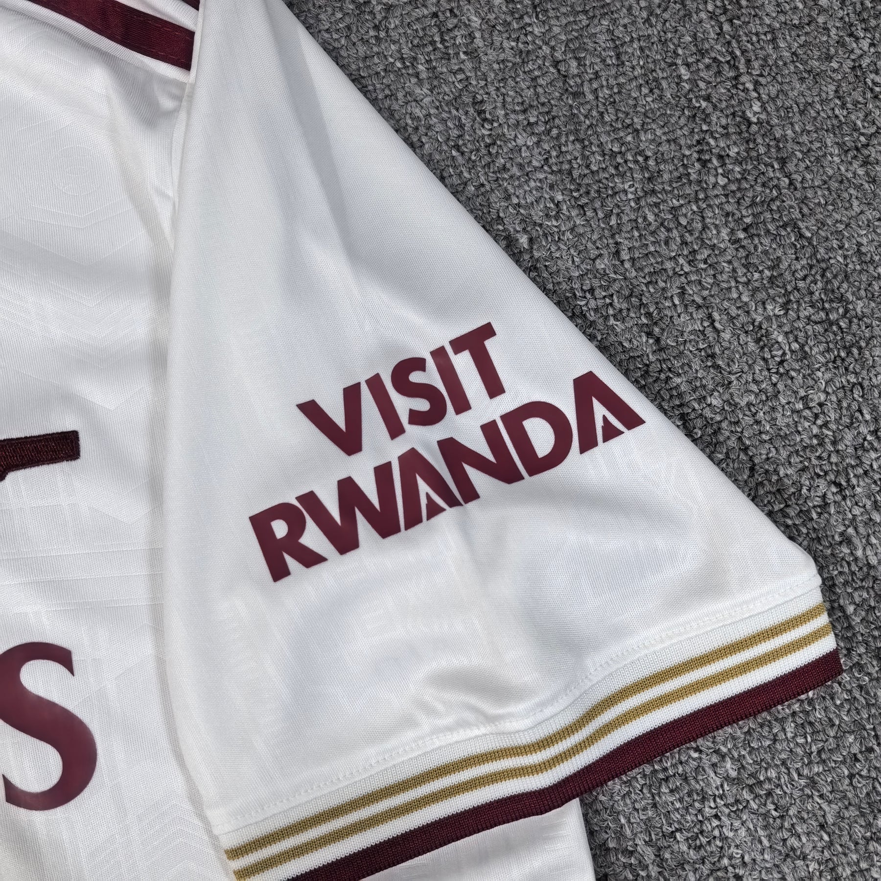 Camisa Arsenal III 2025/26 Off-White - Adidas - Masculino Torcedor