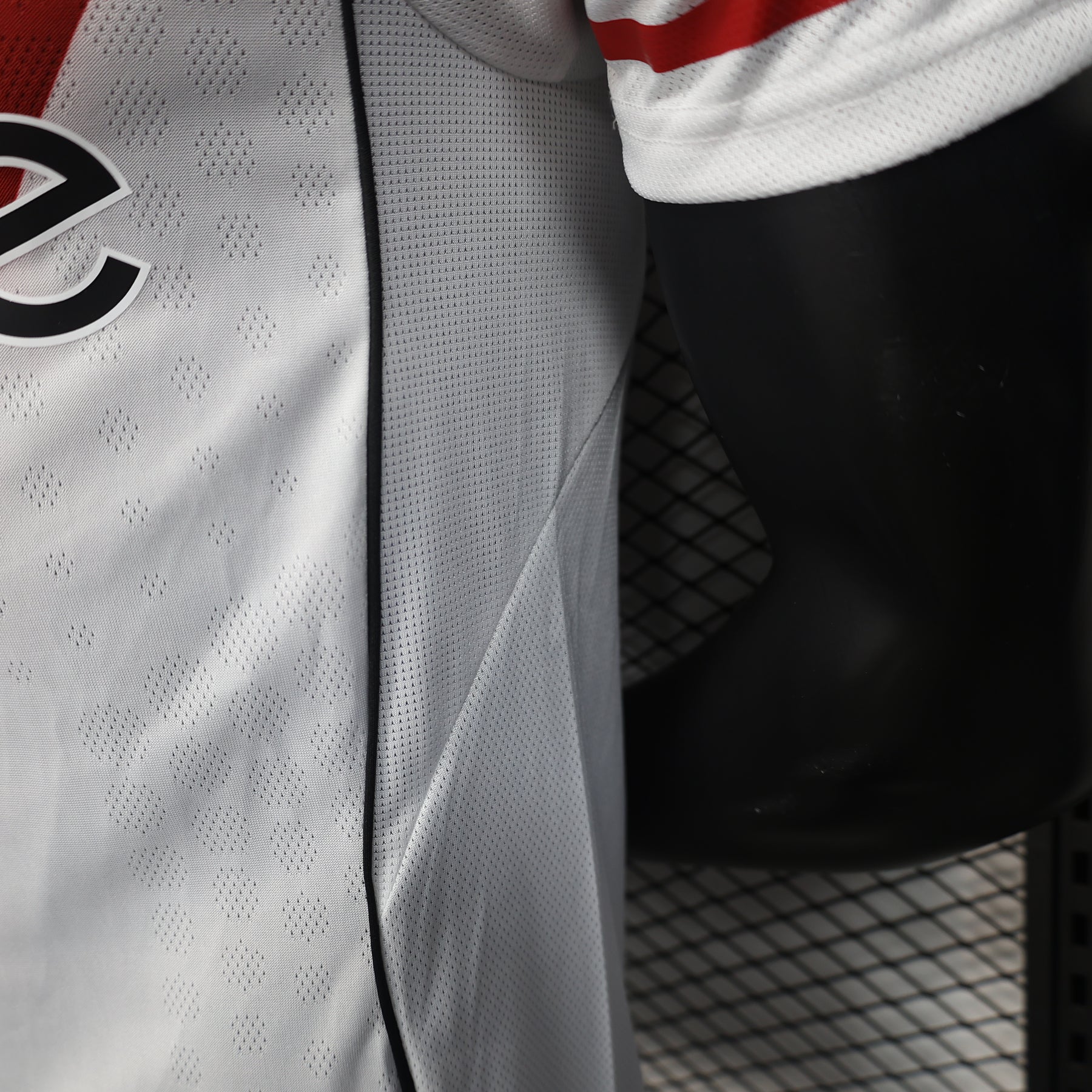 Camisa River Plate 2025/26 Adidas - Versão Jogador Masculina - Branca+Vermelho