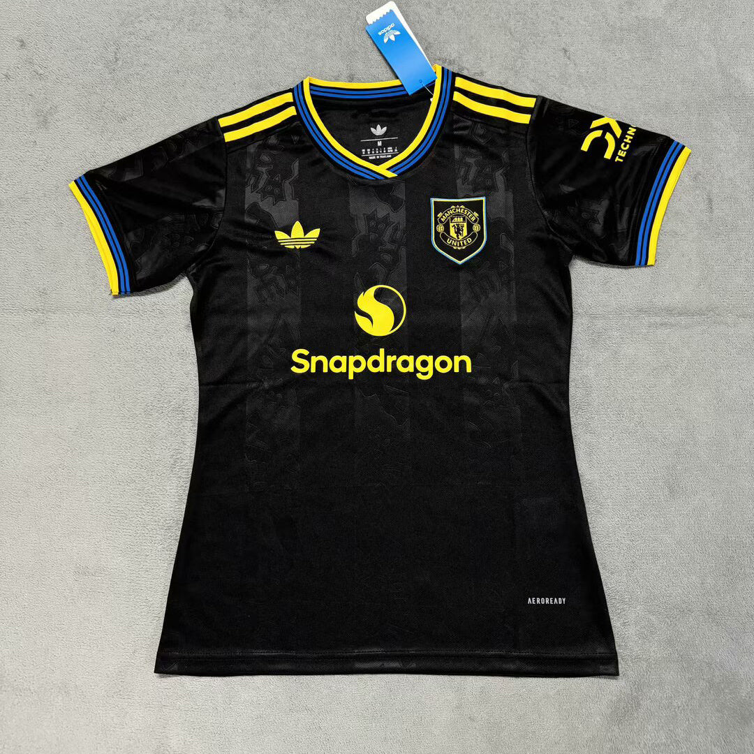 Camisa Manchester United lll 2025/26 Adidas Torcedor Feminino - Preta + Amarelo