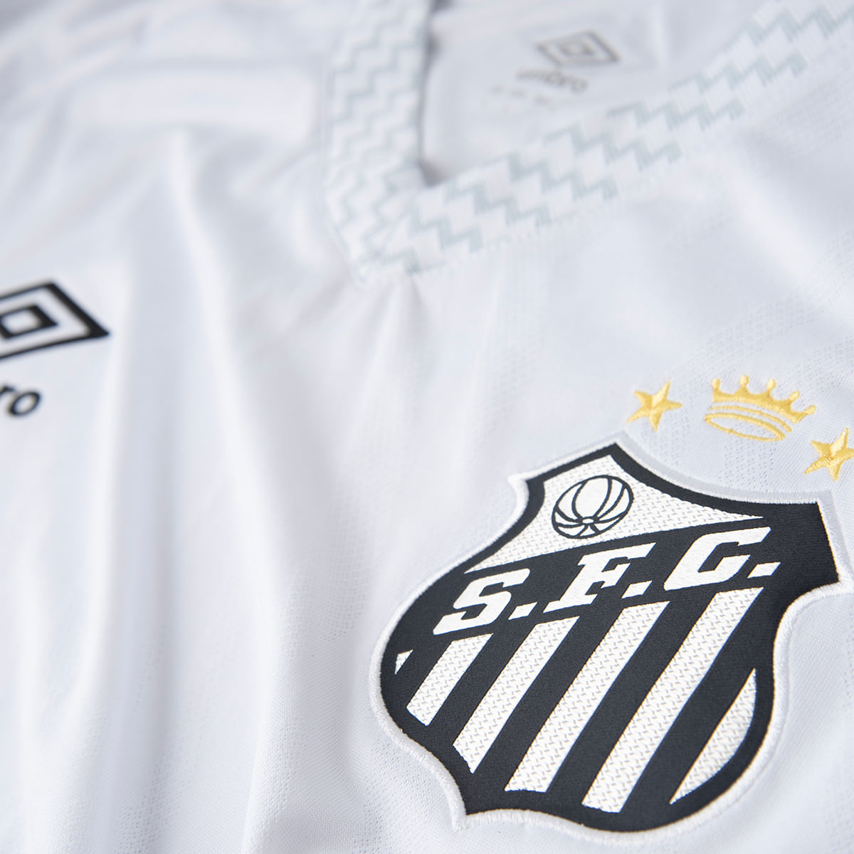 Camisa Santos I 25/26 Neymar N° 10 Torcedor Umbro Masculina - Branco+Cinza