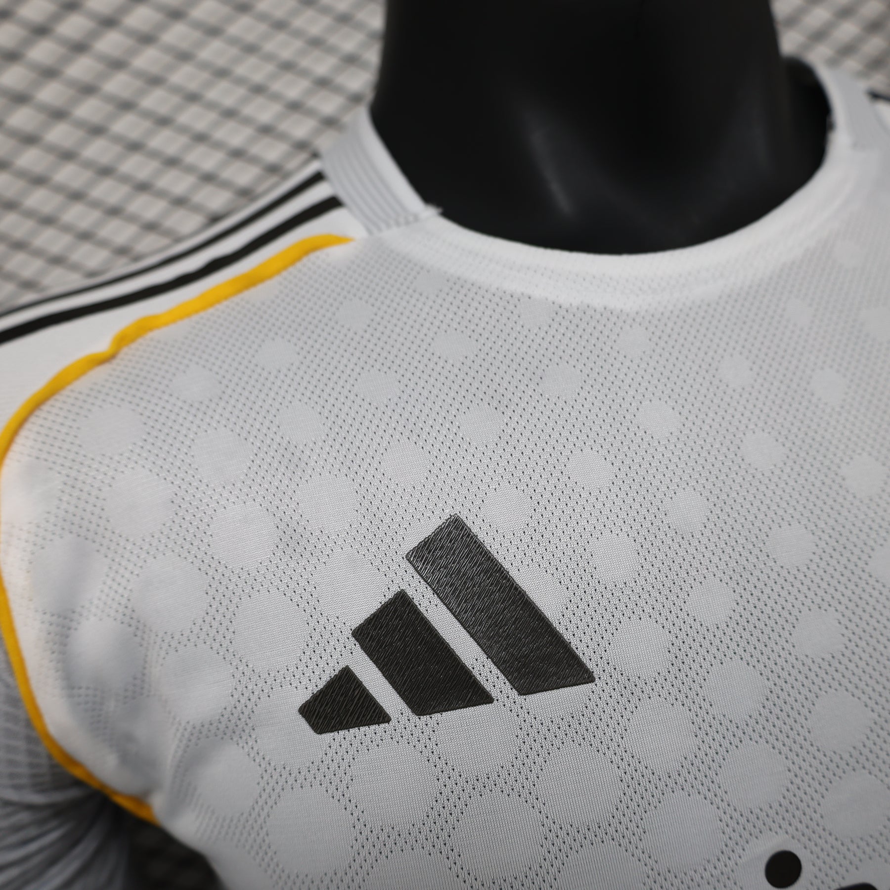 Camisa Real Madrid Home 25/26 Adidas - Versão jogador - Masculina