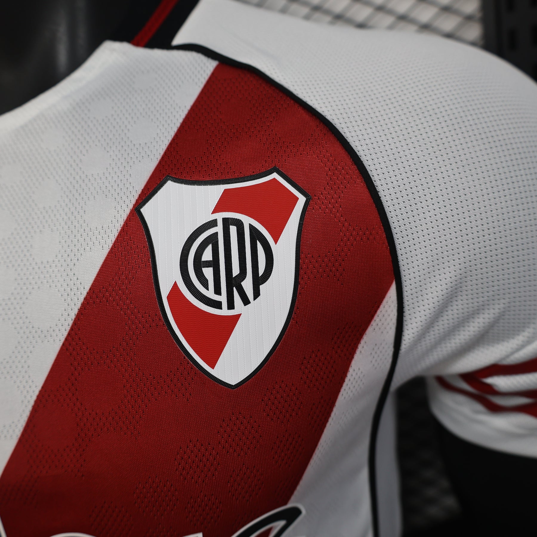 Camisa River Plate 2025/26 Adidas - Versão Jogador Masculina - Branca+Vermelho