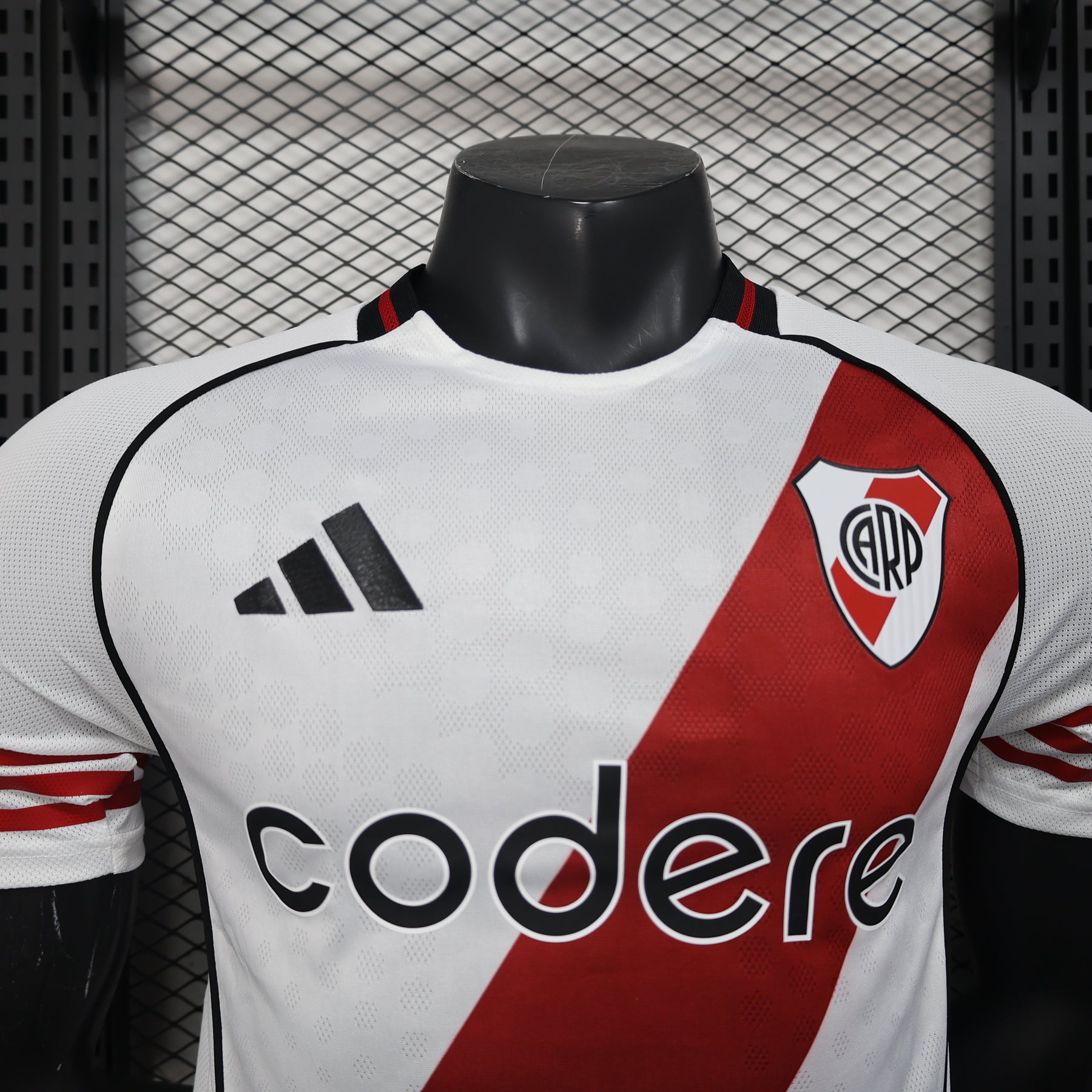 Camisa River Plate 2025/26 Adidas - Versão Jogador Masculina - Branca+Vermelho