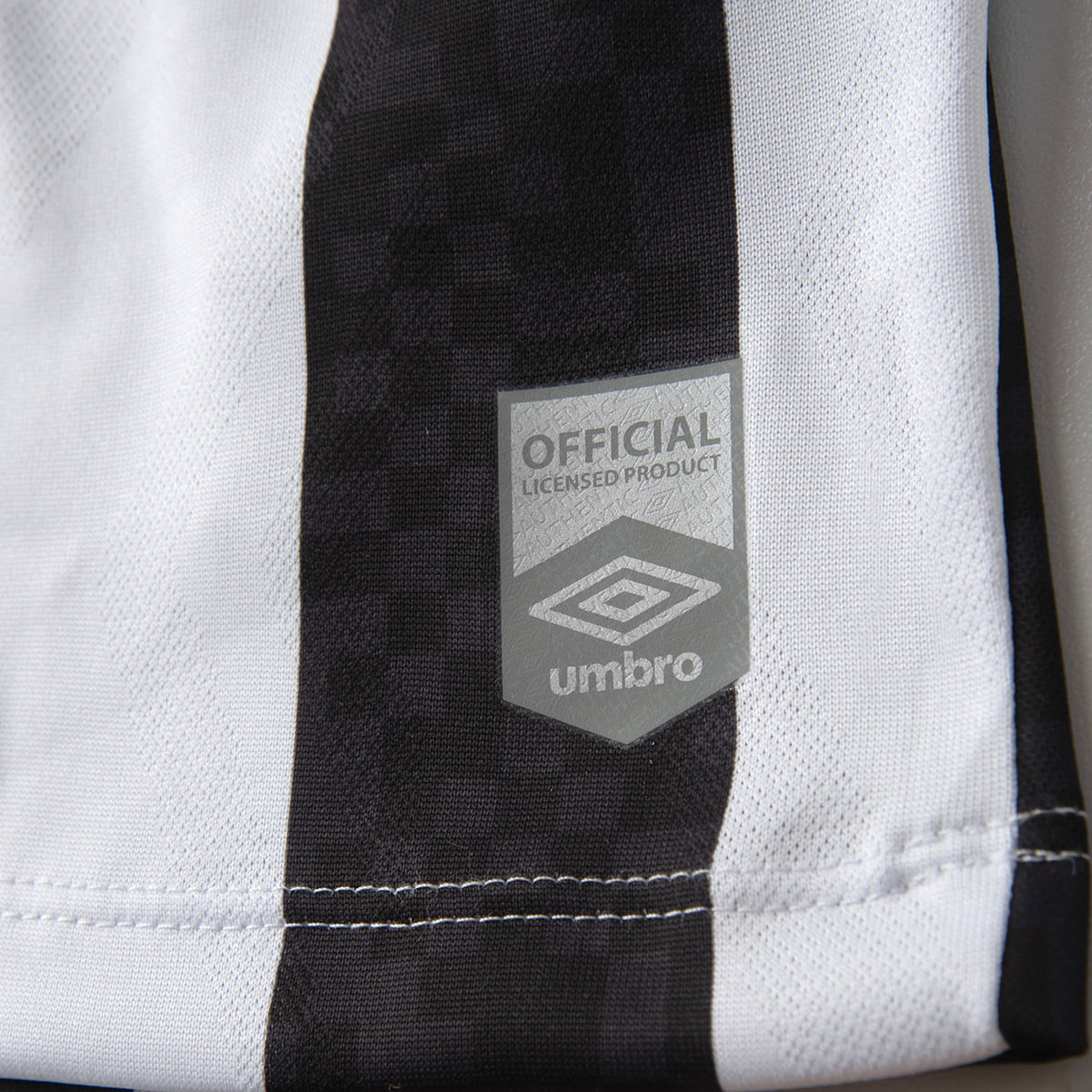 Camisa Santos II 25/26 Neymar N° 10 Torcedor Umbro Masculina - Preto+Branco