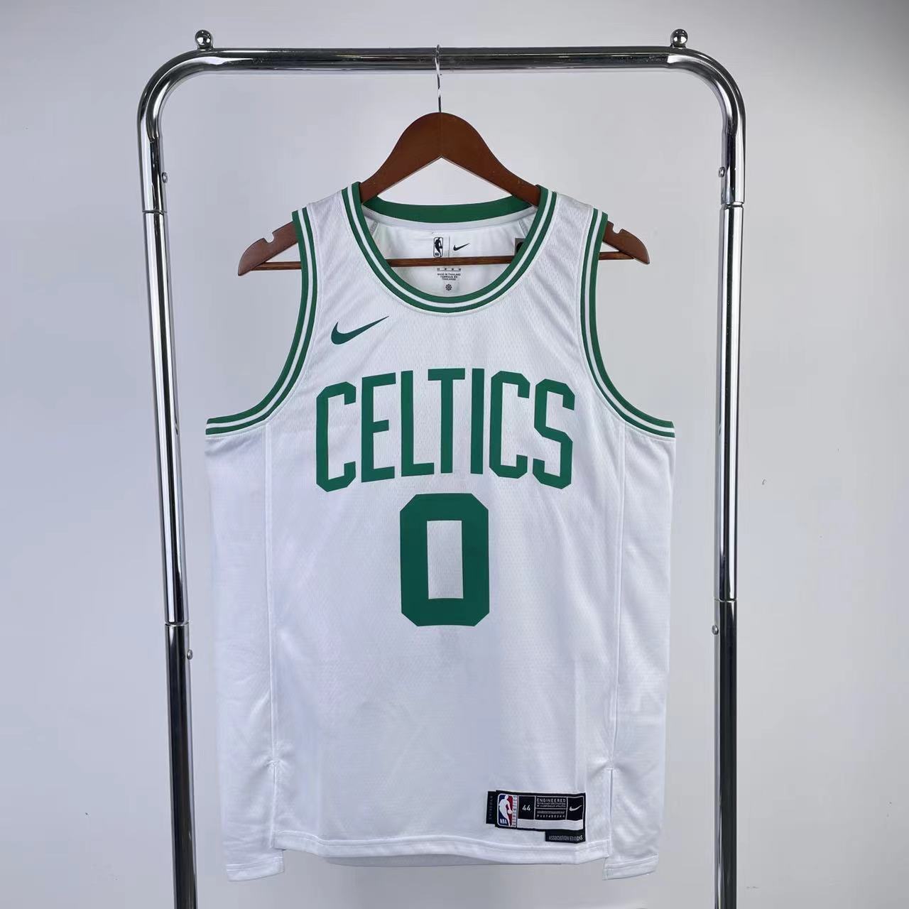 Regata NBA Boston Celtics Jayson Tatum Nike White Swingman Jersey - Association Edition - Masculina