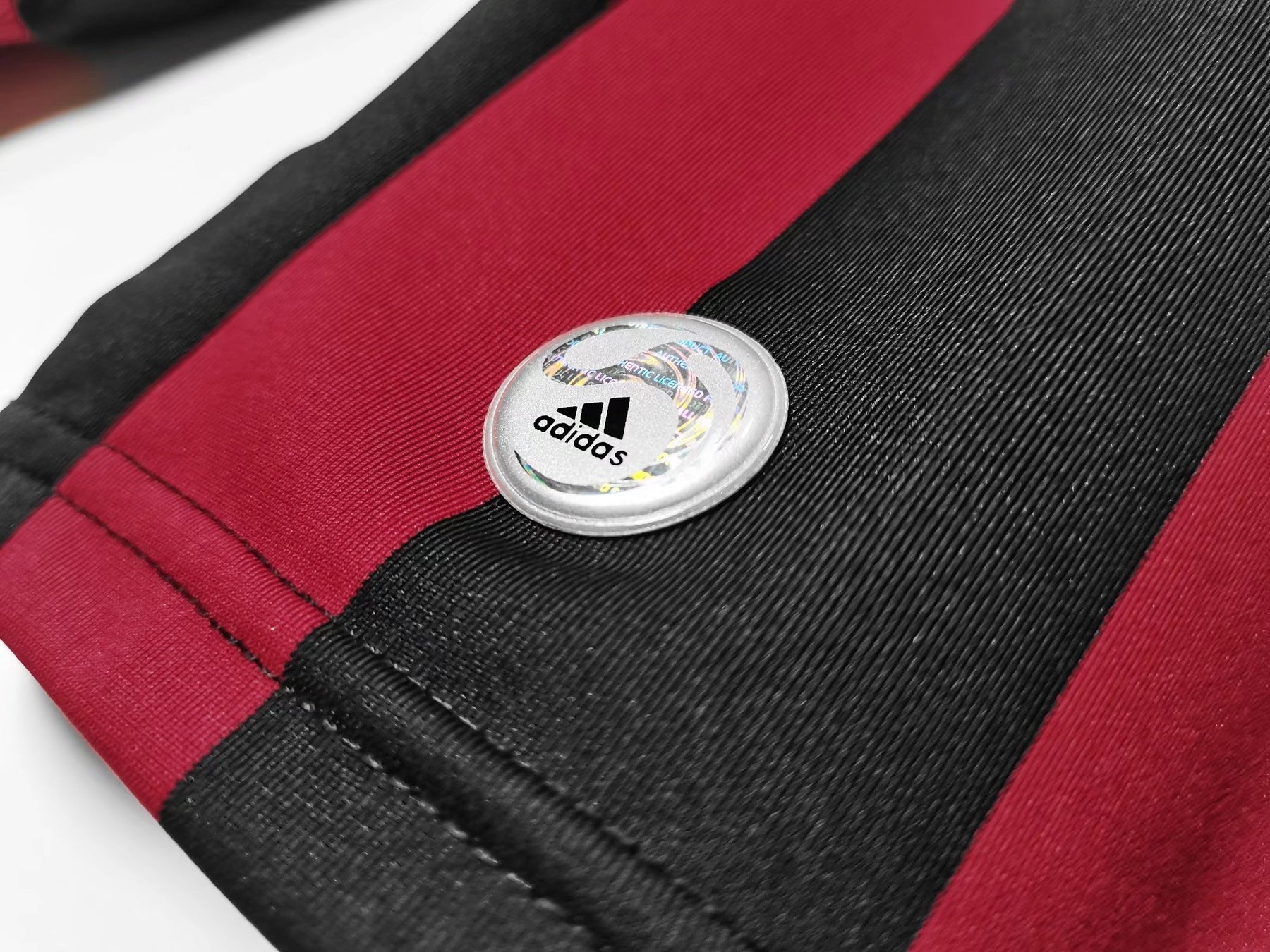 Camisa Ac Milan 2009/10 Manga Longa - Versão Retrô Masculino - Preto e Vermelho