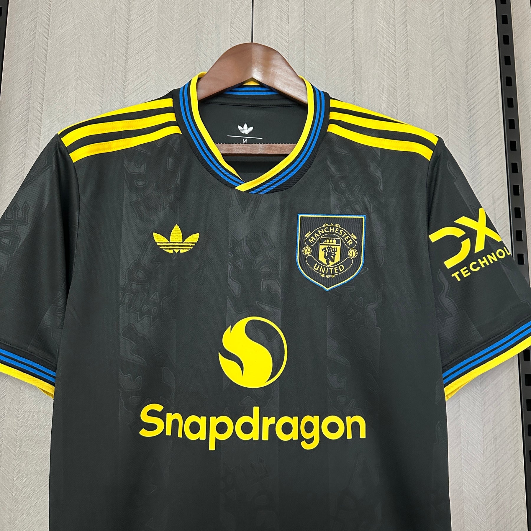 Camisa Home Manchester United lll 25/26 Torcedor Adidas Masculina - Preto