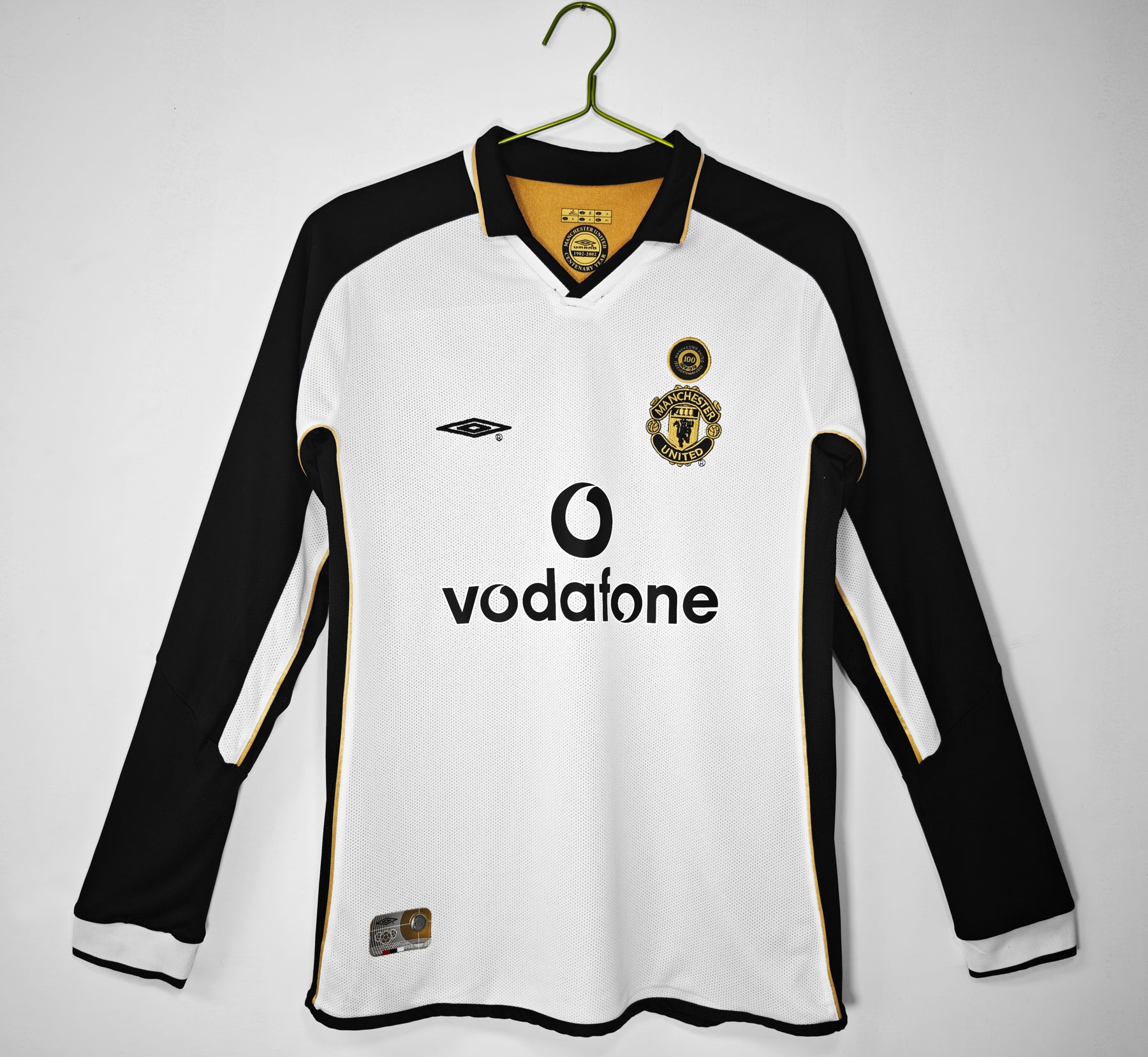 Camisa Manchester United 2001/02 Manga Longa - Versão Retrô Masculino - Dupla Face Dourado e Branco