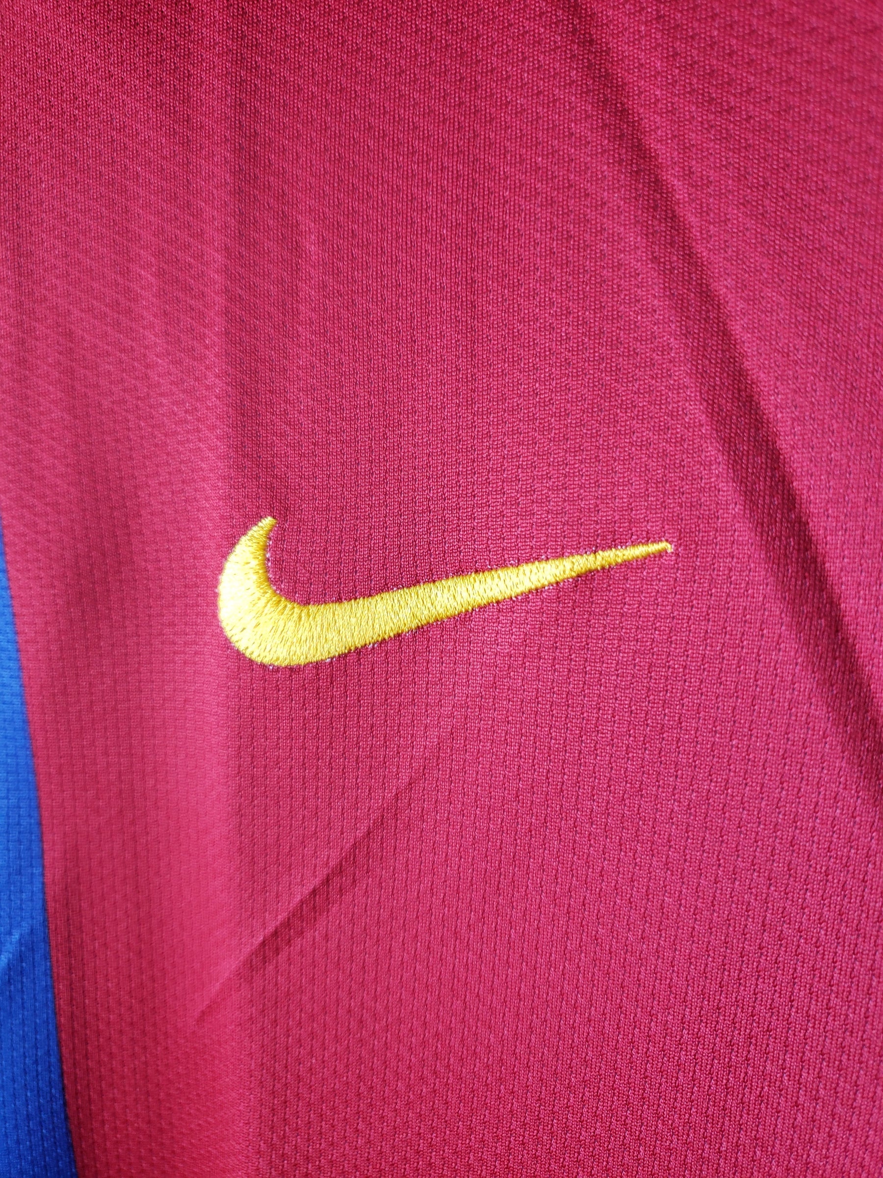 Camisa Retrô Barcelona Home 07/08 - Azul e Grená | Edição Clássica e Memorável