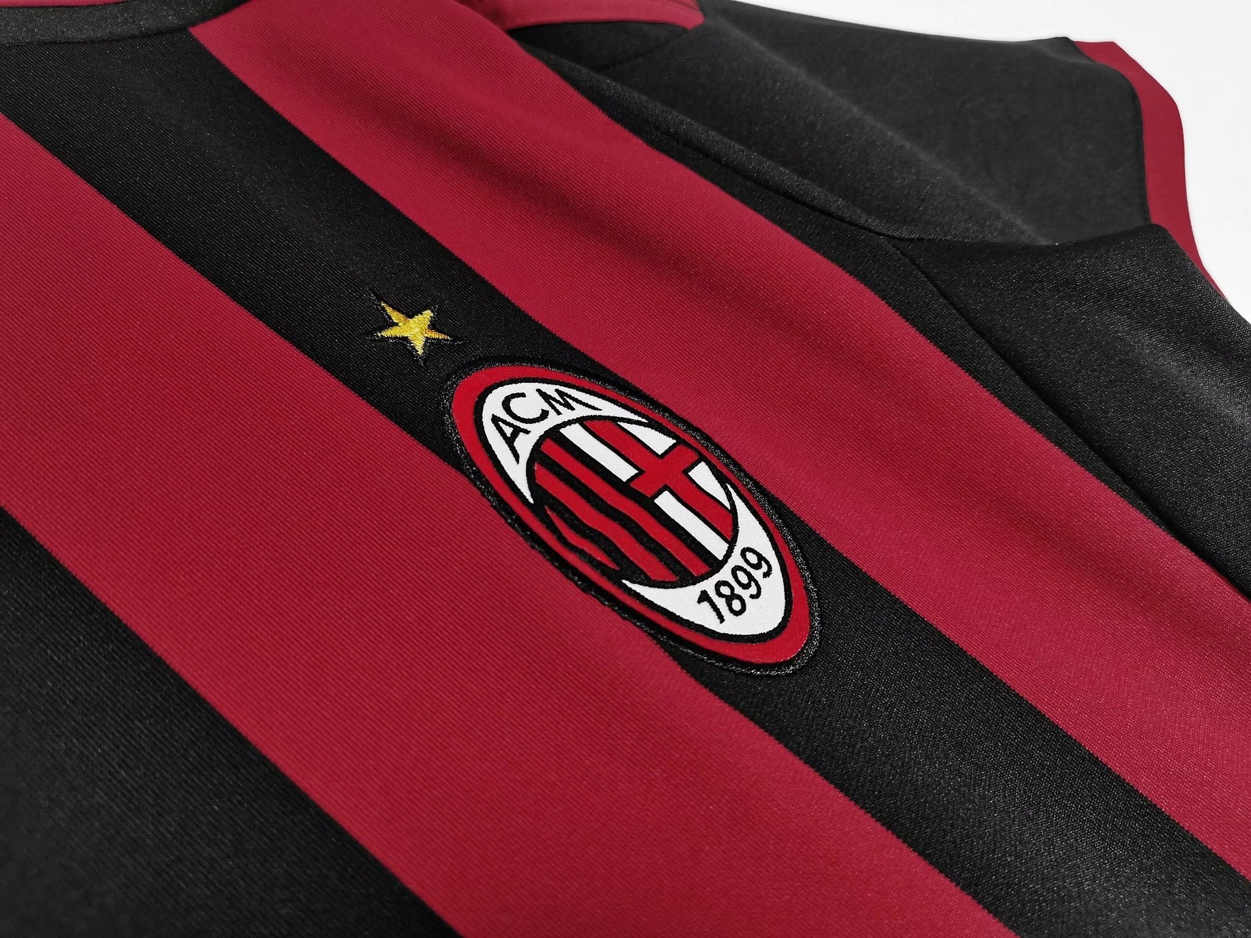 Camisa Ac Milan 2009/10 - Versão Retrô Masculino - Preto e Vermelho