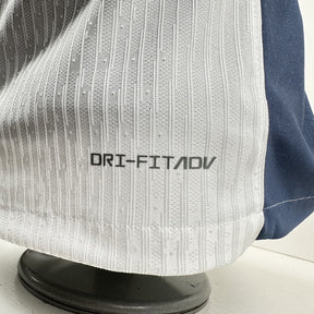 Camisa Inter de Milão II 24/25 - Jogador Nike masculina - Branca com detalhes em azul