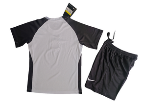 Kit Infantil Corinthians 25/26 Torcedor Nike - Branco + Preto