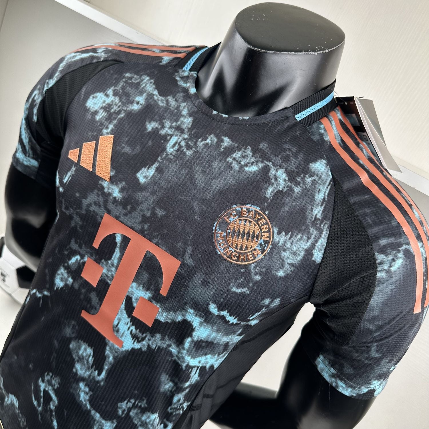 Camisa Bayern Munchen 2024-25 Away - Versão do jogador