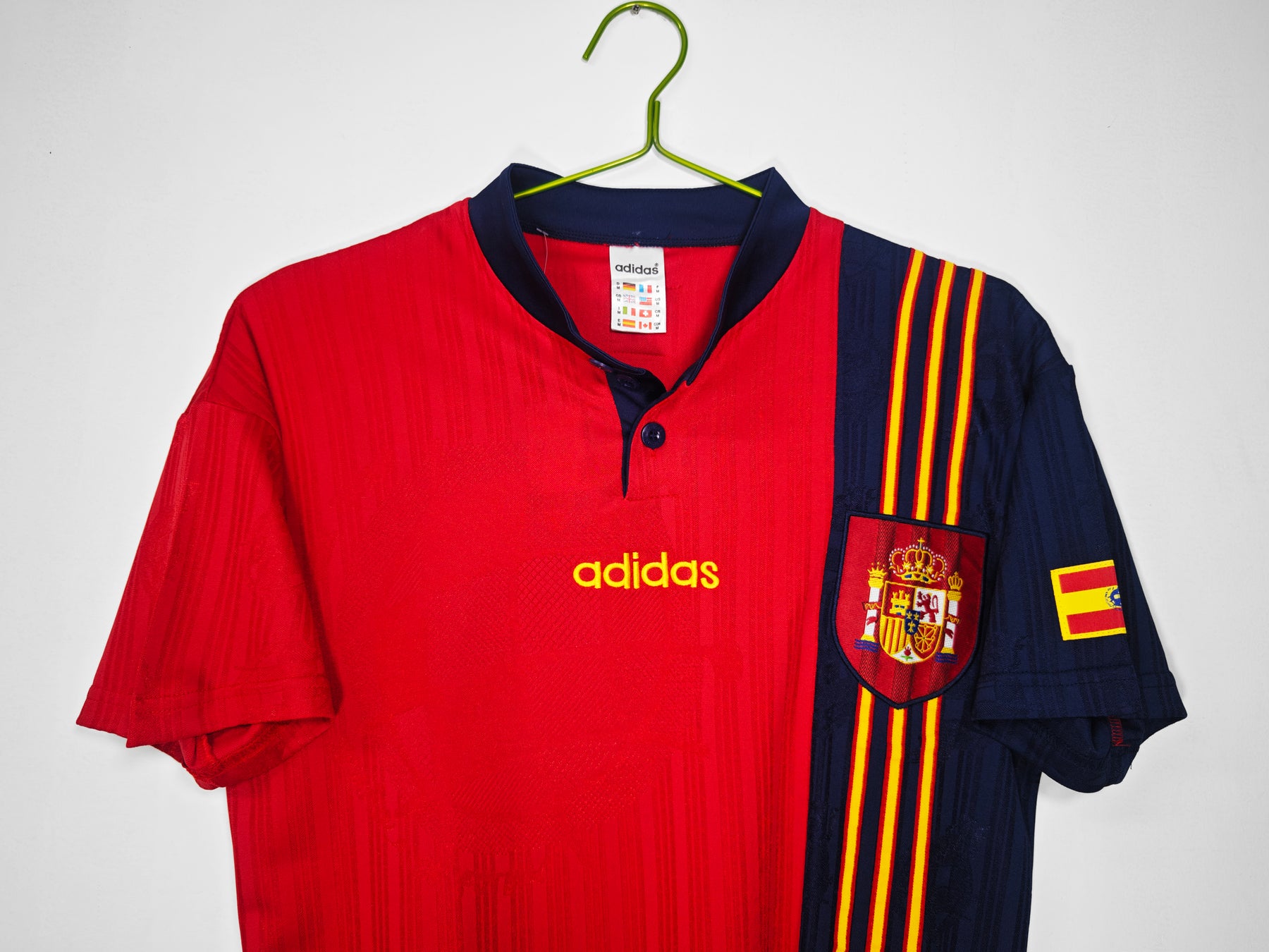 Camisa Seleção Espanha Home 1996/97 - Versão Retrô - Vermelha - Masculina