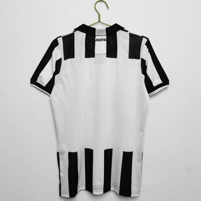 Camisa Juventus 2014/15- Versão Retrô Masculino - Preto e Branco