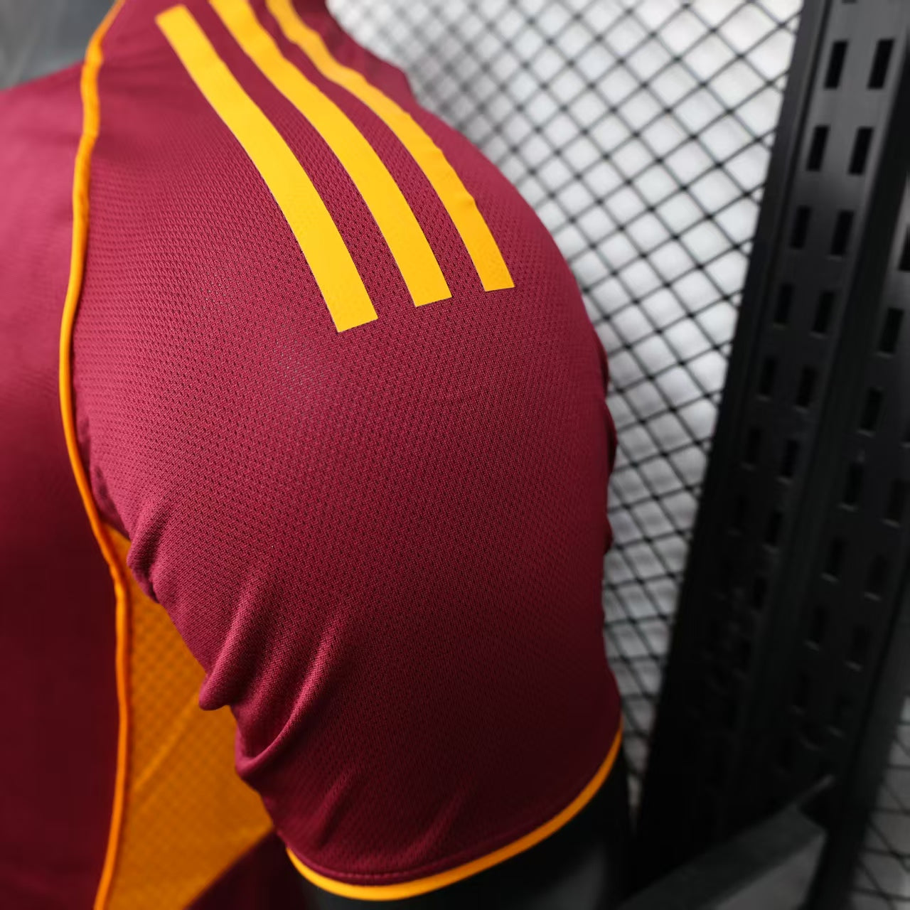 Camisa Adidas Roma I 25/26 s/n° Jogador Masculina - Bordô e Amarela